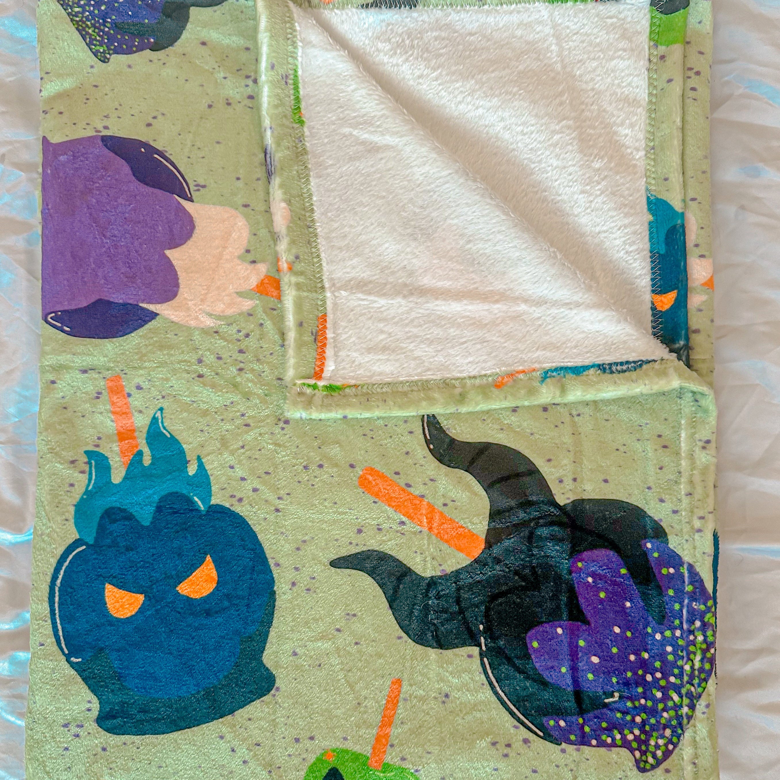 Bad Apple Small Plush Blanket